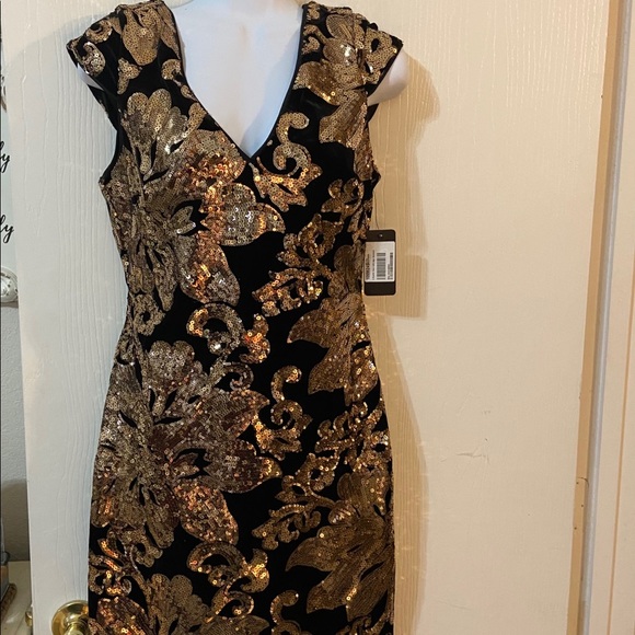 Guess gold & velvet sequined sz 4 - Picture 3 of 6